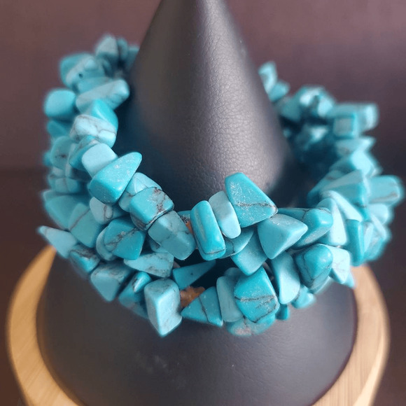 2005 Avon Faux Turquoise Chip‎ Stretch Bracelet NIB - Picture 7 of 8